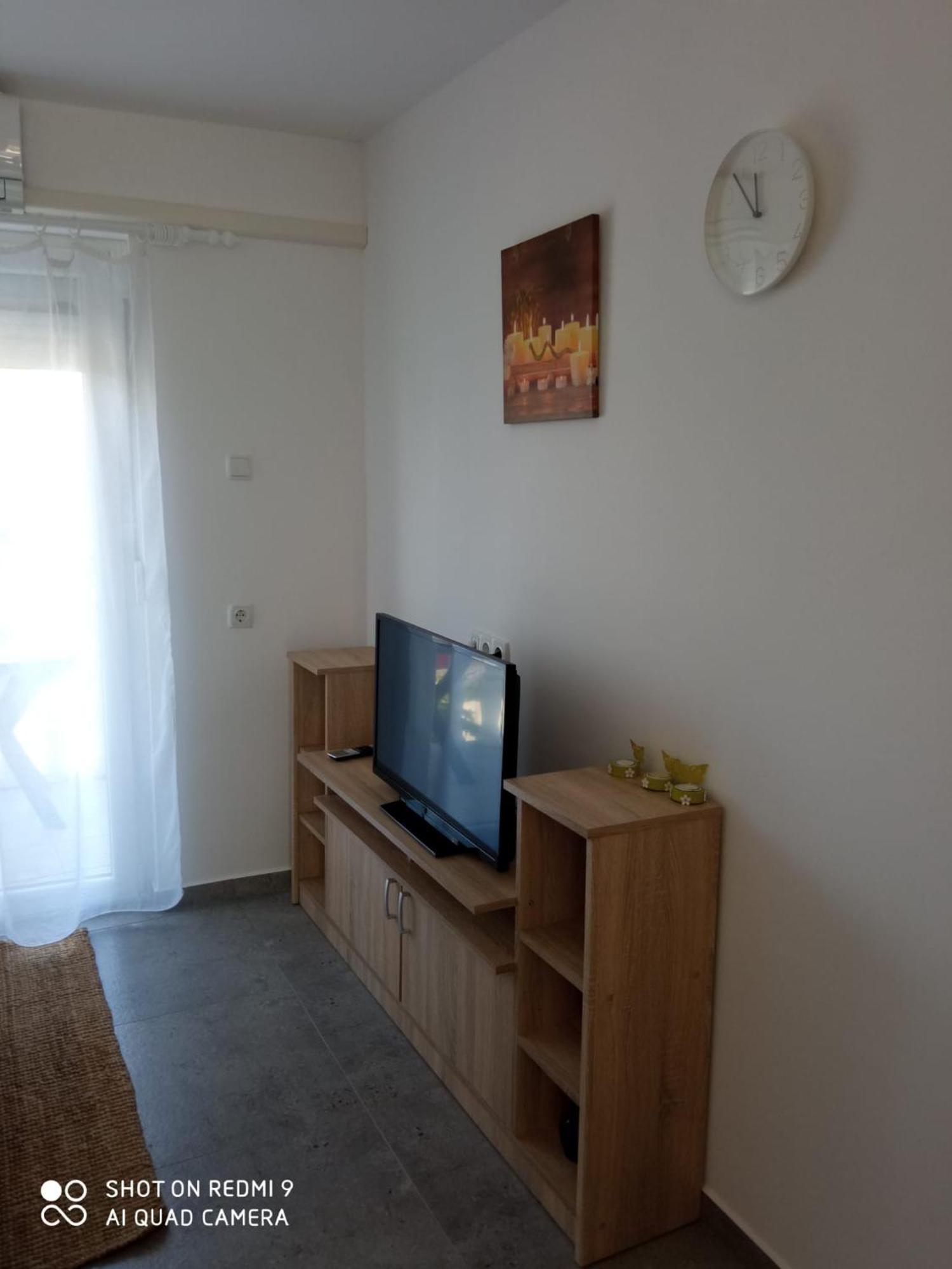 Apartments Max Vir Room photo